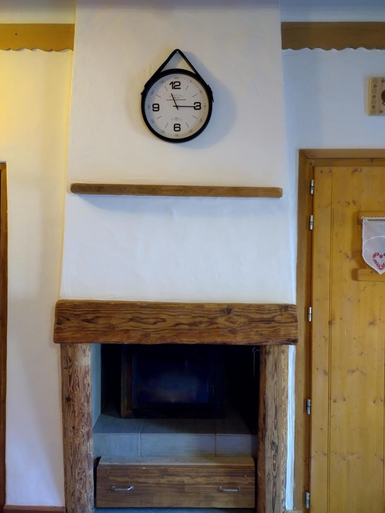 Chalet La Ferme D'Henriette, A Samoens Ruang foto